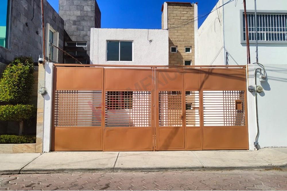 EXCELENTE OPORTUNIDAD, LINDA EN CASA EN RENTA PARA VIVIR EN LUGAR TRANQUILO