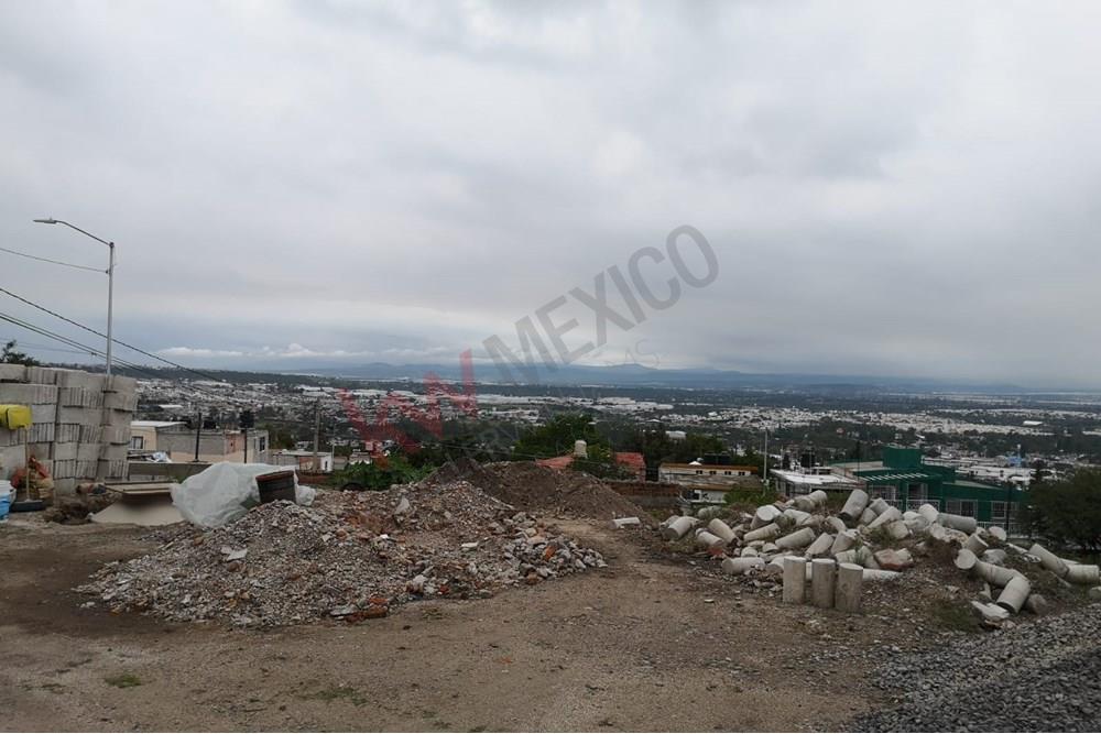 Terreno en venta Santa Barbara 1ra. Sección Corregidora 488 metros . CG