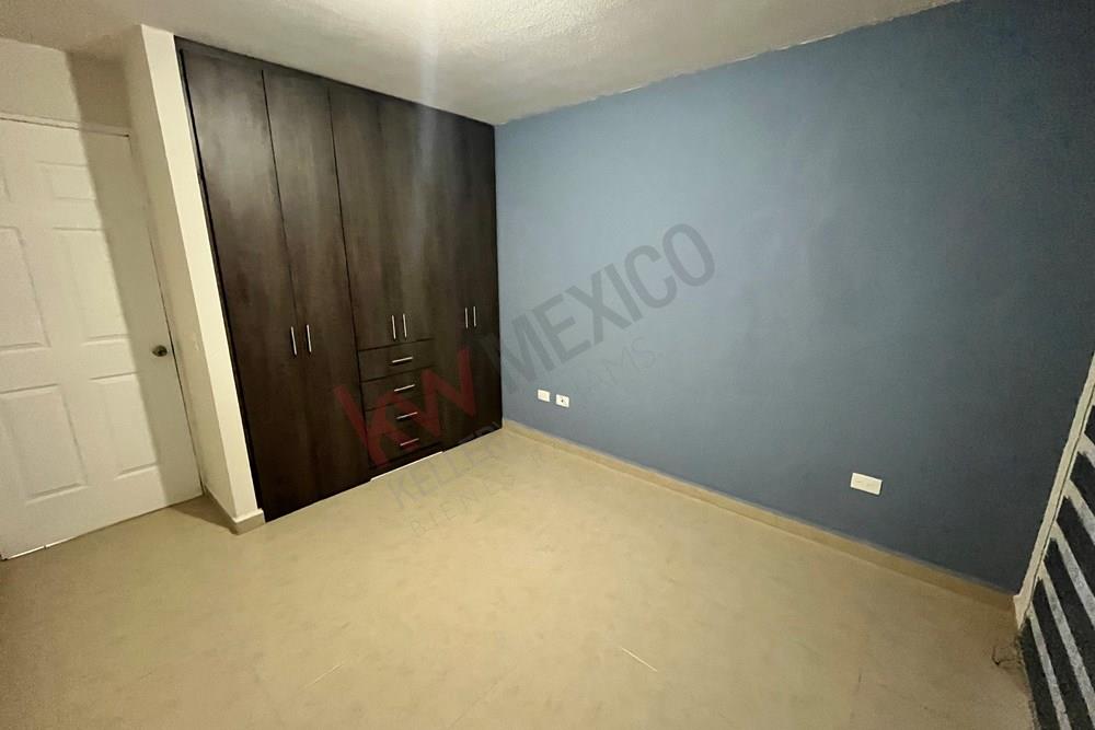 RENTA DE VIVIENDA EN SENDAS RESIDENCIAL Magnifica Departamento en Planta Baja y esquina a estrenar
