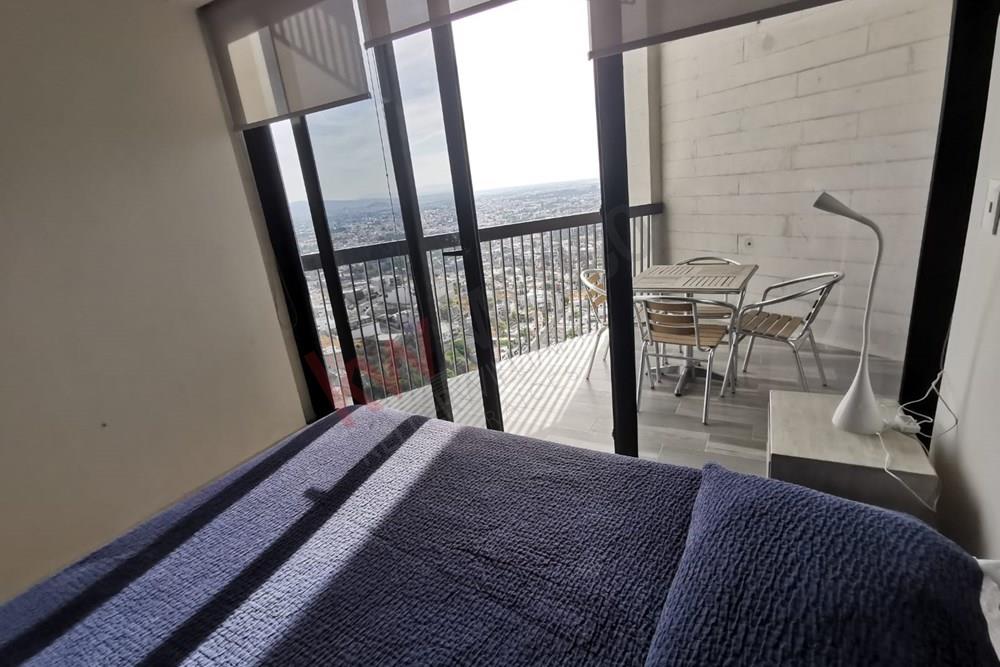 Departamento amueblado en renta y venta en el Campanario, con vista espectacular!