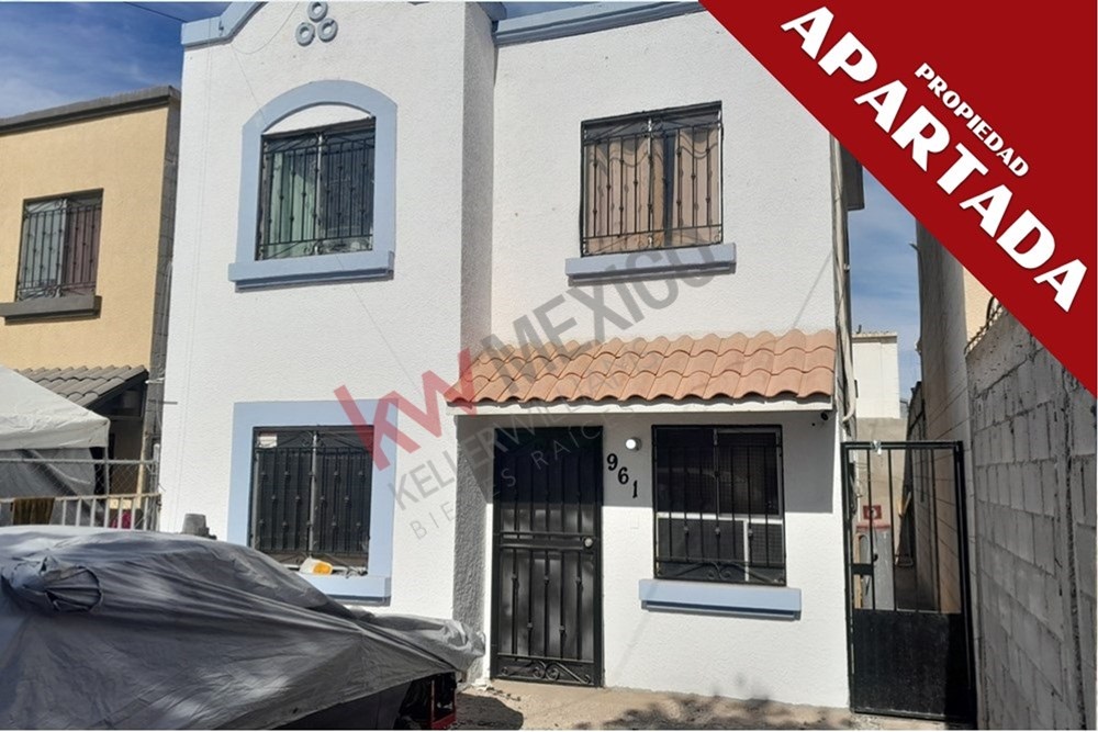 Hermosa casa en Renta en Villa del Roble, Av. Pinares #961 Mexicali BC