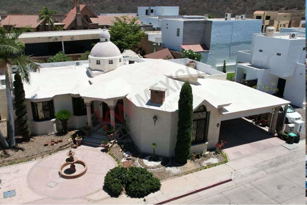 Elegante y amplia casa cerca de la playa Miramar en Guaymas,Sonora