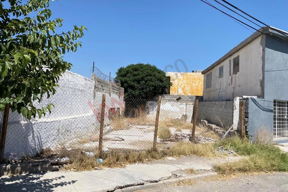 Terreno en Venta zona Reforma cercana a Av. Ejercito Nacional y Av. Lopez Mateos