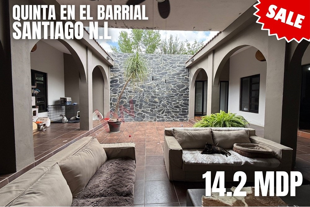Se vende Quinta en El Barrial San Andrés, Santiago Nuevo León.