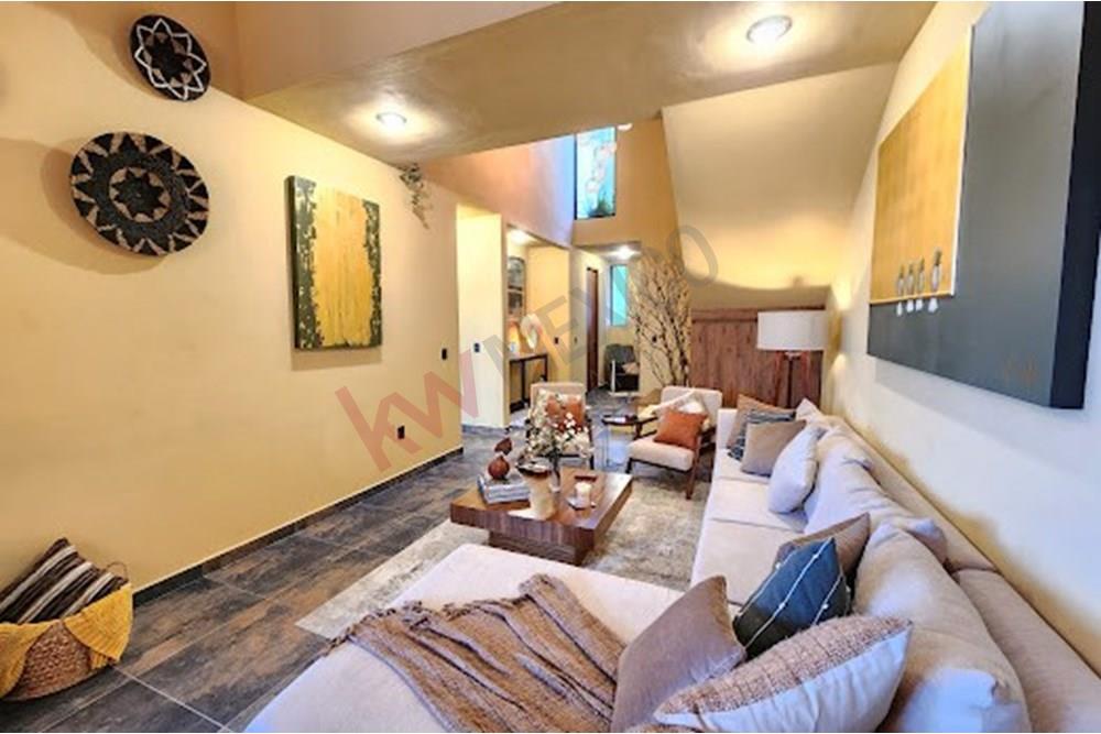 CASA AMUEBLADA EN VENTA CON RECAMARA EN PLANTA BAJA EN ZIBATA QUERETARO