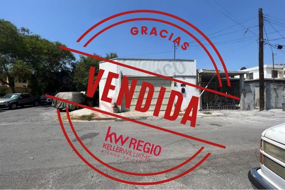 ¡Oportunidad Única! Terreno con Bodega  en el Corazón de la Ciudad , uso de suelo habitacional, en colonia valle de las puentes, San Nicolás de los Garza Nuevo León.