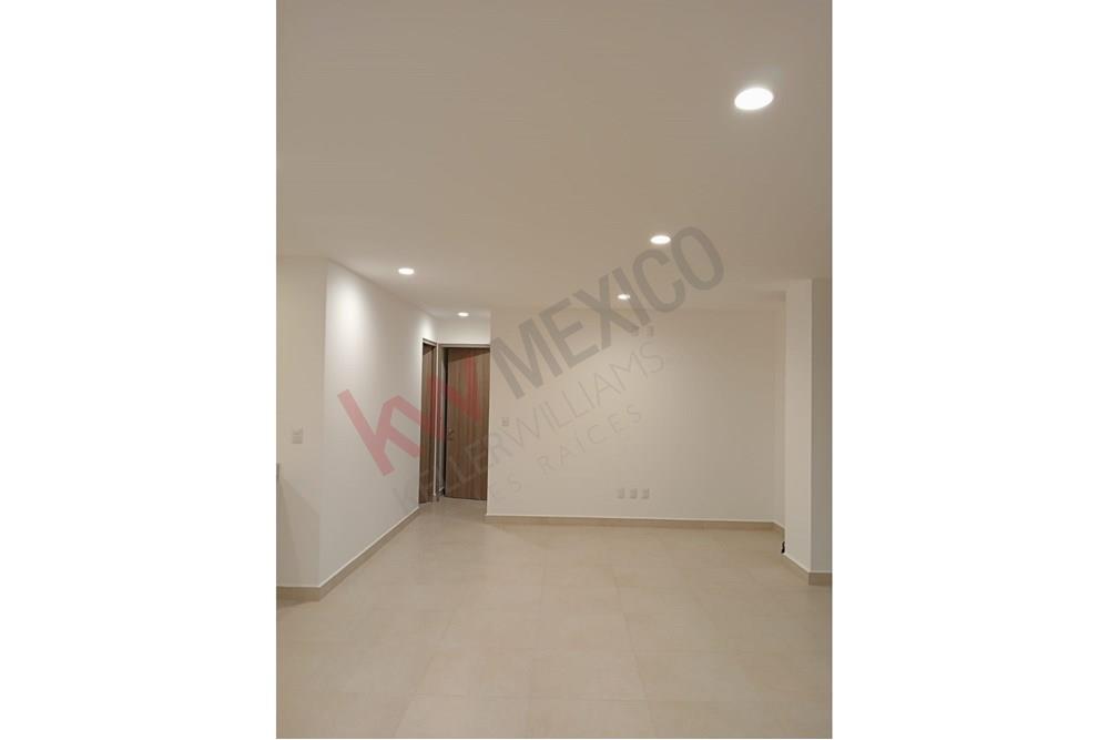 DEPARTAMENTO EN VENTA BELLÍSIMO MUY BIEN UBICADO EN FRAY JUNIPERO SERRA FRENTE A PLAZA PASEO QUERETARO