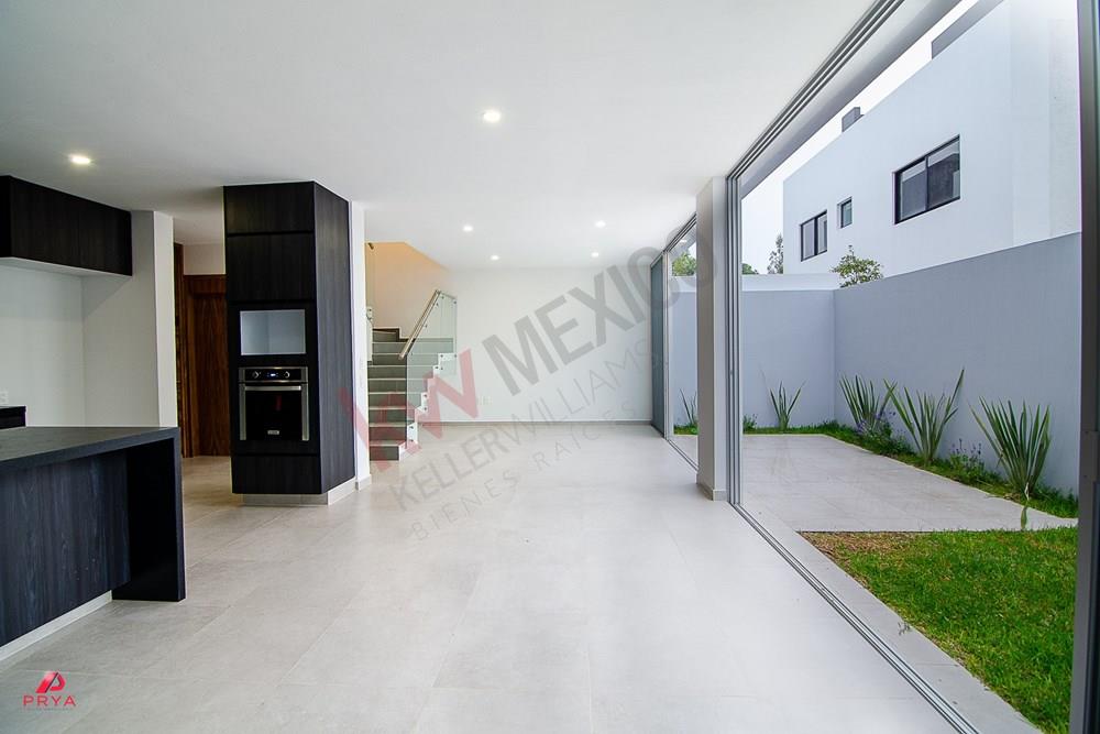 Casa en Venta, en Privanza Hábitat, Solares, Zapopan.