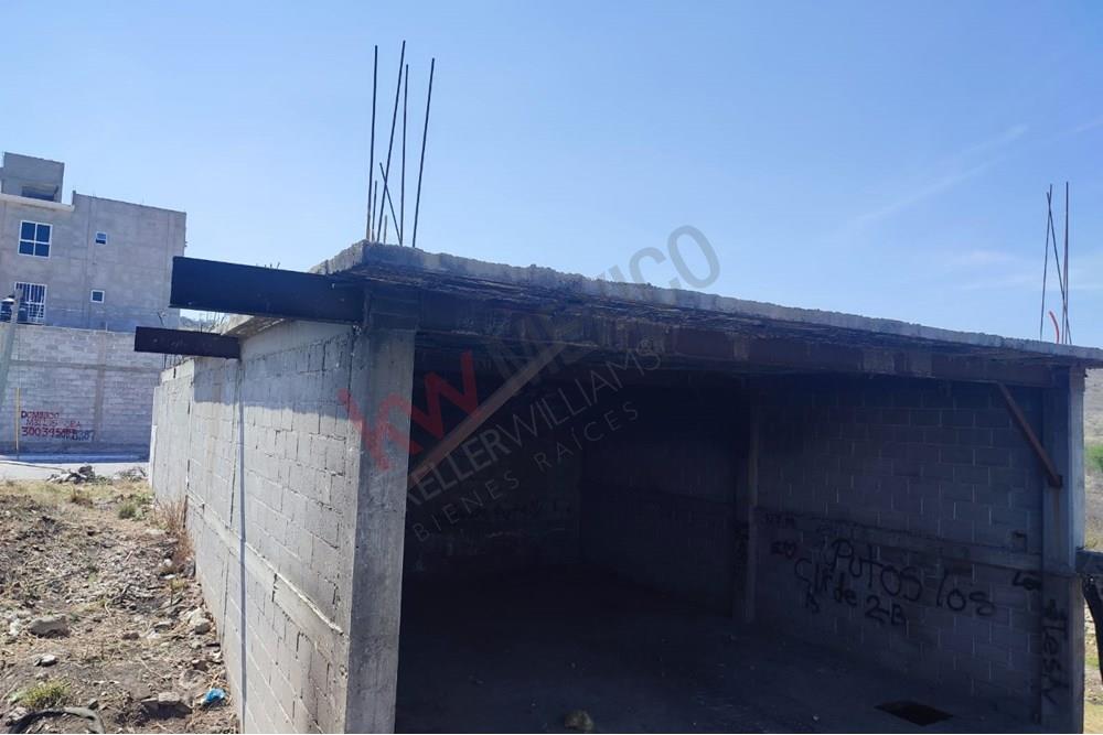 OPORTUNIDAD TERRENO USO MIXTO