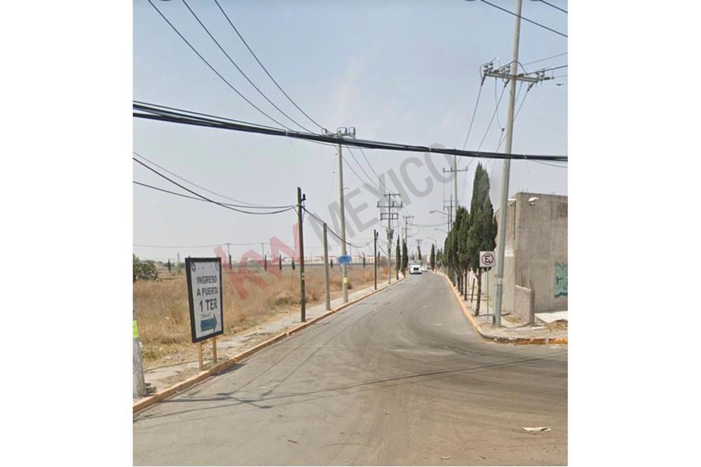 TERRENO PLANO EN VENTA UBICADO EN LA ENTRADA DE SERVICIOS DEL AIFA EN TECAMAC USO DE SUELO CU125 B IDEAL INVERSIONISTAS, DESARROLLADORES.