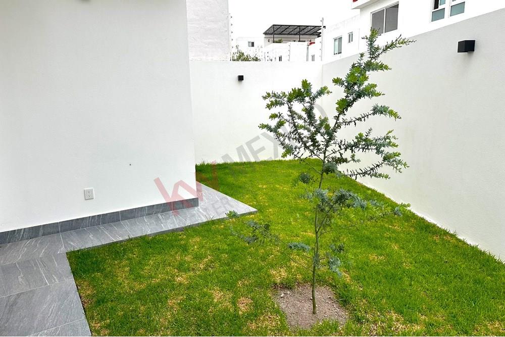VENTA CASA DE 4 RECÁMARAS, A ESTRENAR EN CAÑADAS DEL ARROYO