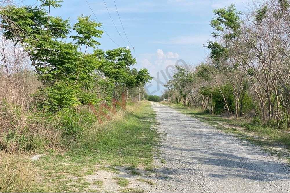Magnifico terreno para Quinta dentro de Fraccionamiento Lomas Campestres. Allende-Cadereyta $2,452,720