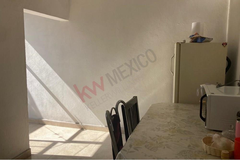 Se vende casa en San Pablo, cerca del Tec de Monterrey de una planta