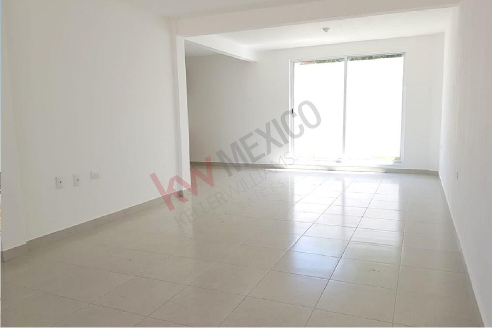 CASA EN VENTA CLUB DE GOLF EL ENCINO... DISFRUTA DE AREAS VERDES, LAGOS Y MARAVILLOSAS VISTAS A LA RESERVA ECOLOGICA