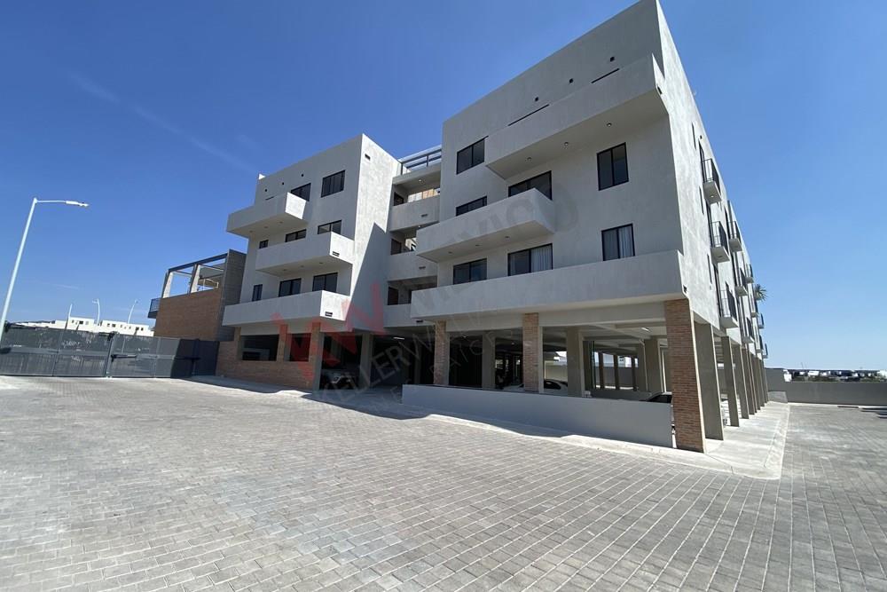 DEPARTAMENTO NUEVO DE 2 RECÁMARAS EN RENTA‼️ EN CONDOMINIO A LA ENTRADA DE ZAKIA CON PLAZA COMERCIAL‼️