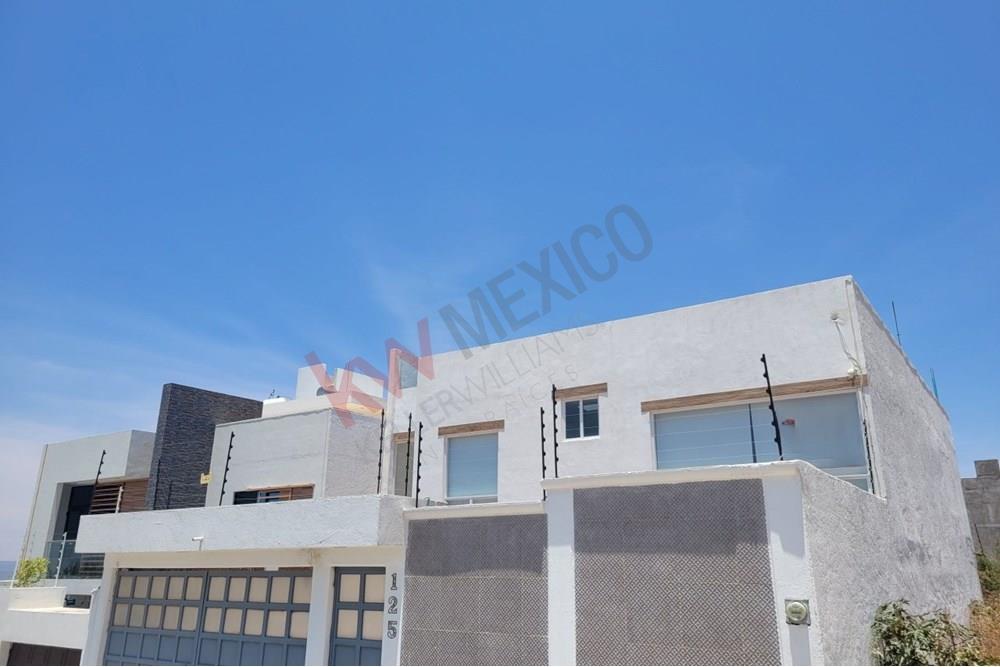 ¿Estás en busca de tu nuevo hogar? ¡No busques más! Tenemos la casa perfecta para ti. Esta hermosa casa en venta es ideal para aquellos que buscan comodidad, estilo y un lugar para llamar suyo.