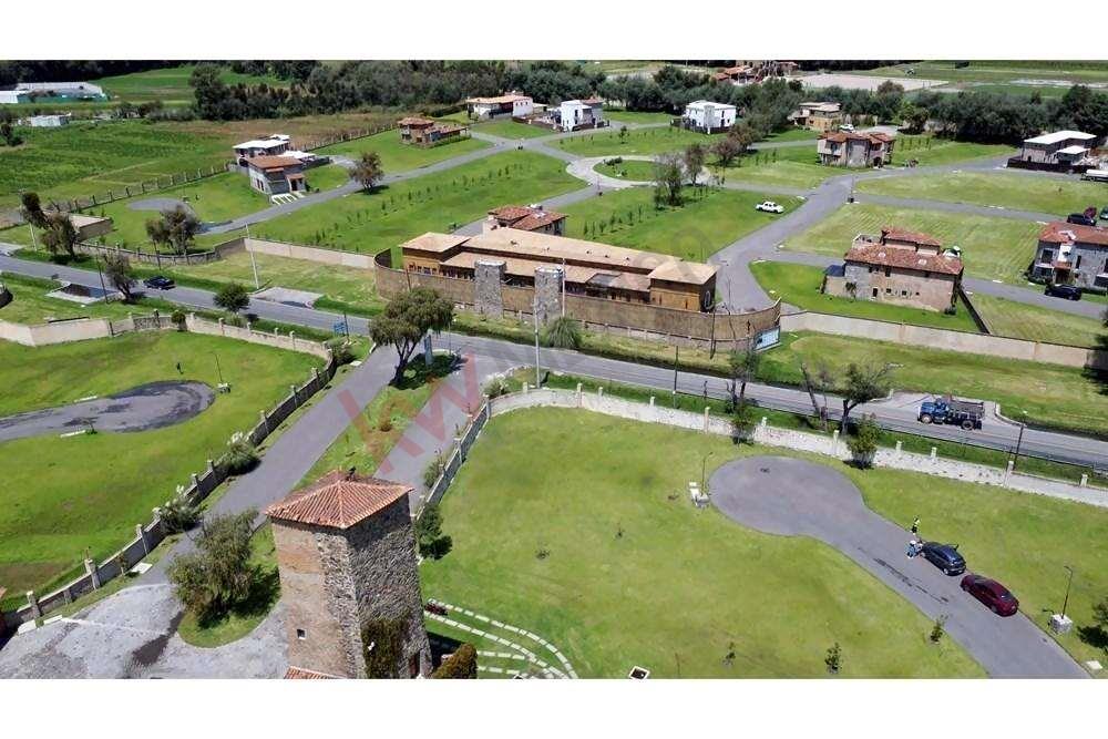 TERRENO PARA CONSTRUIR LA CASA DE TUS SUEÑOS EN VAL´QUIRICO TLAXCALA  JUNTO AL COMPLEJO TURISTICO