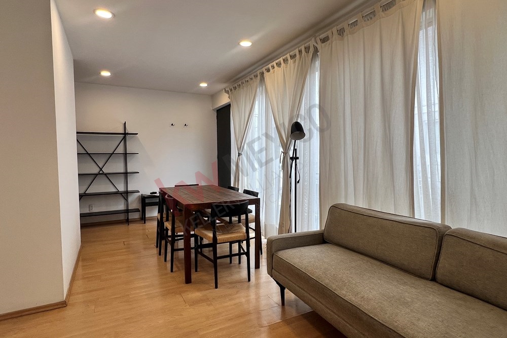 Depto amueblado moderno a unas cuadras de parque Pushkin