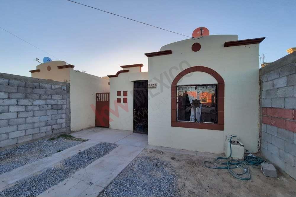 Casa en venta en el fraccionamiento Praderas del Sol