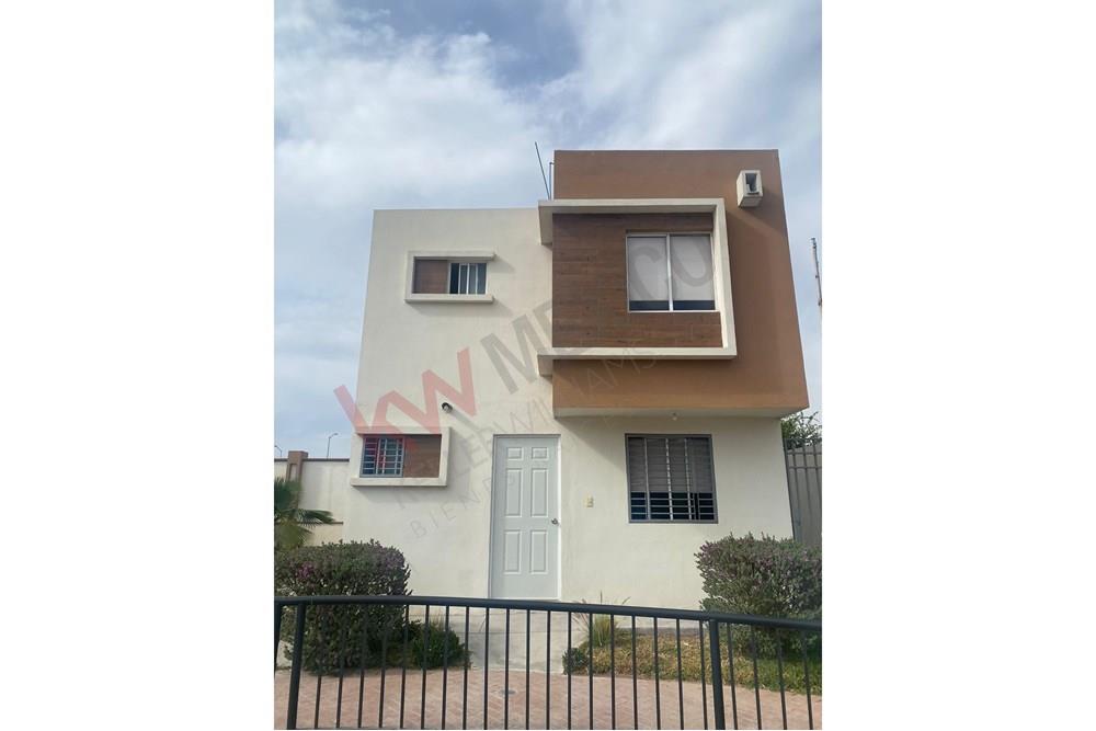 Casa a estrenar en Real del Valle en Ramos Arizpe