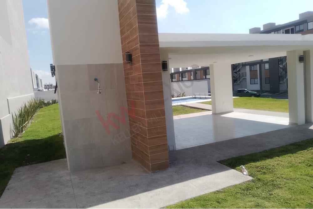 EN  INTERCITY NUEVO DEPARTAMENTO EN RENTA