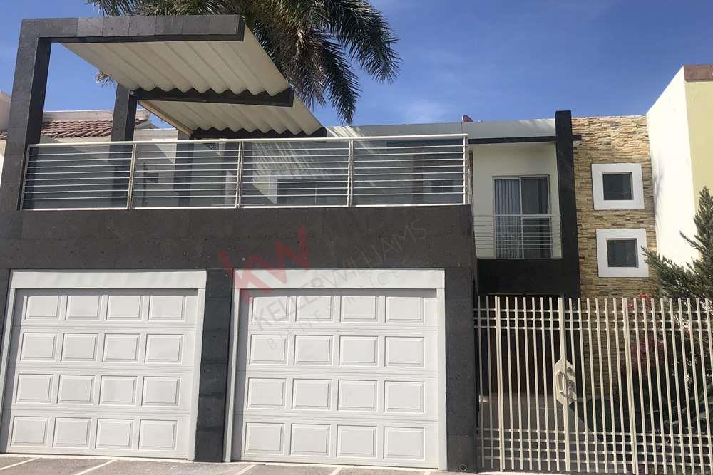 EN REMATE!!! Casa en Residencial San Ángel, Torreón, Coah.