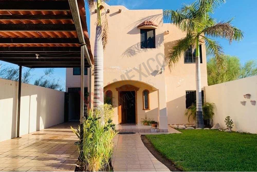 CASA EN VENTA EN FRACC. BELLAVISTA, LA PAZ, B.C.S. con 1100mts de Terreno