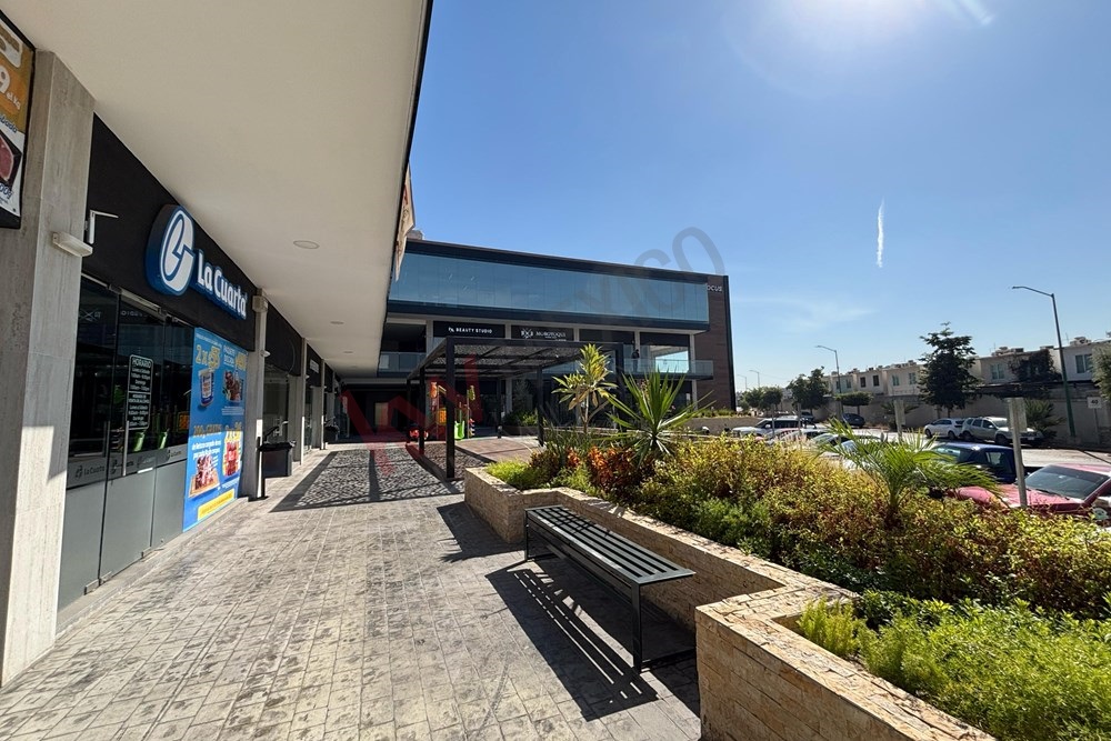 Local Comercial 21 en Punto Cantabria (Sector Norte, planta alta)