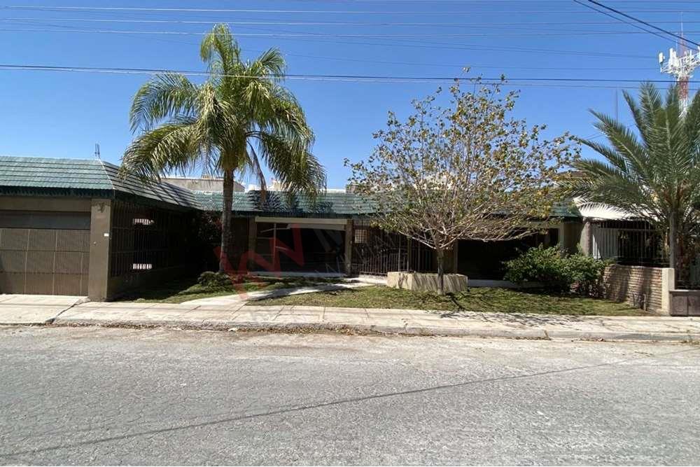 Casa en Venta, de una planta en Campestre La Rosita, Torreón