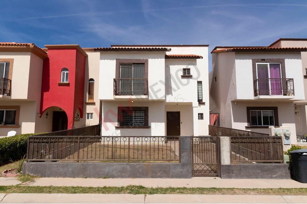 CASA EN RENTA EN JARDINES DE ARAGON POR 4 SIGLOS Y FCO VILLARREAL