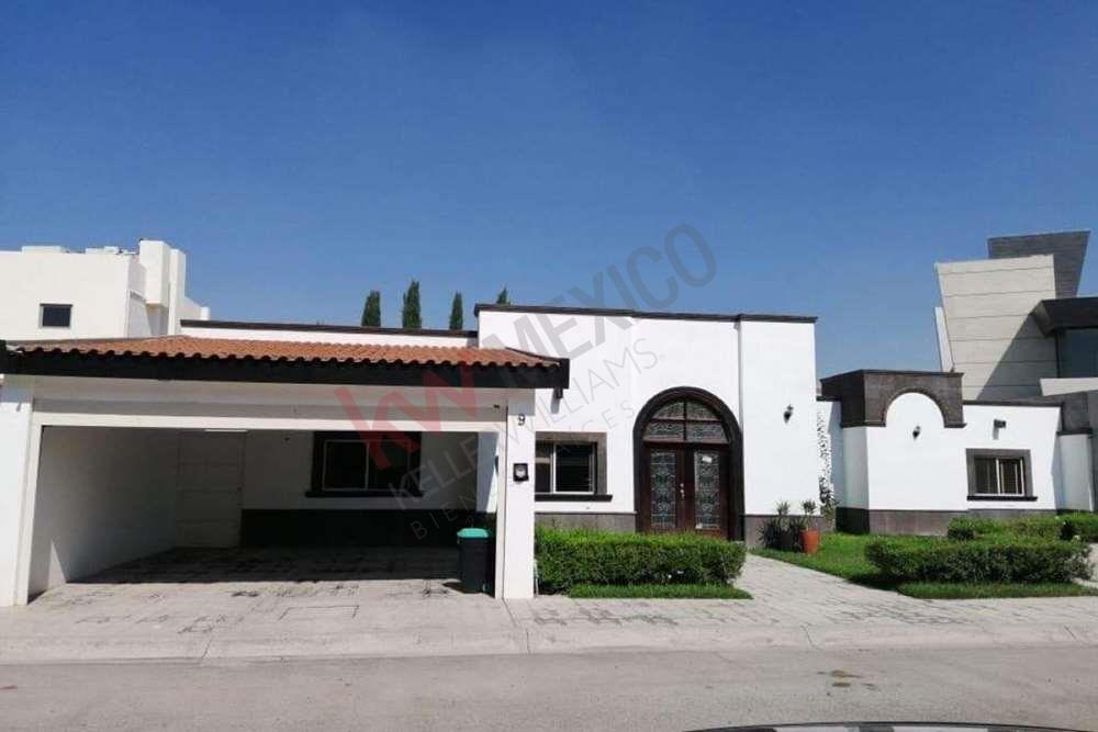 Casa en Venta de un piso en Hacienda El Rosario, Torreón, Coahuila