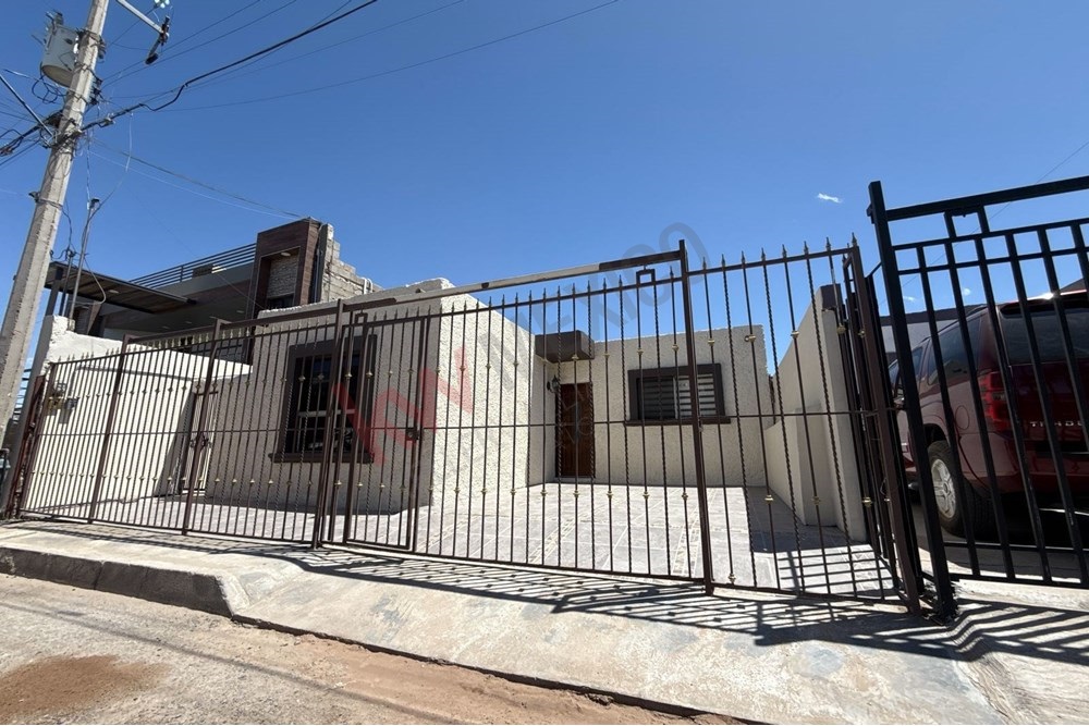 'Acogedora Casa de un piso en renta'