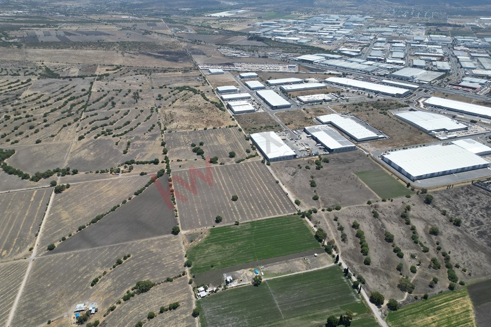 TERRENO INDUSTRIAL EN VENTA JUNTO AL PARQUE INDUSTRIAL QUERETARO