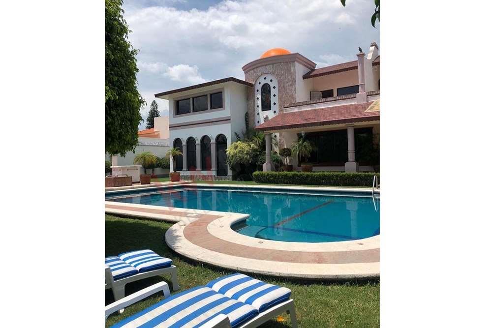 INCREÍBLE CASA DE LUJO VENTA Y RENTA EN LOMAS DE COCOYOC