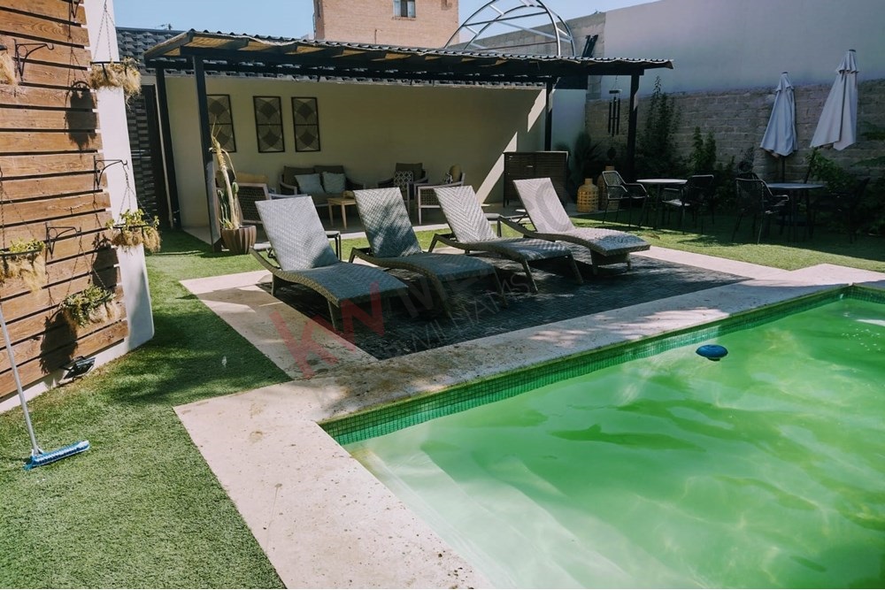 RENTA DE HOTEL VILLA REINA