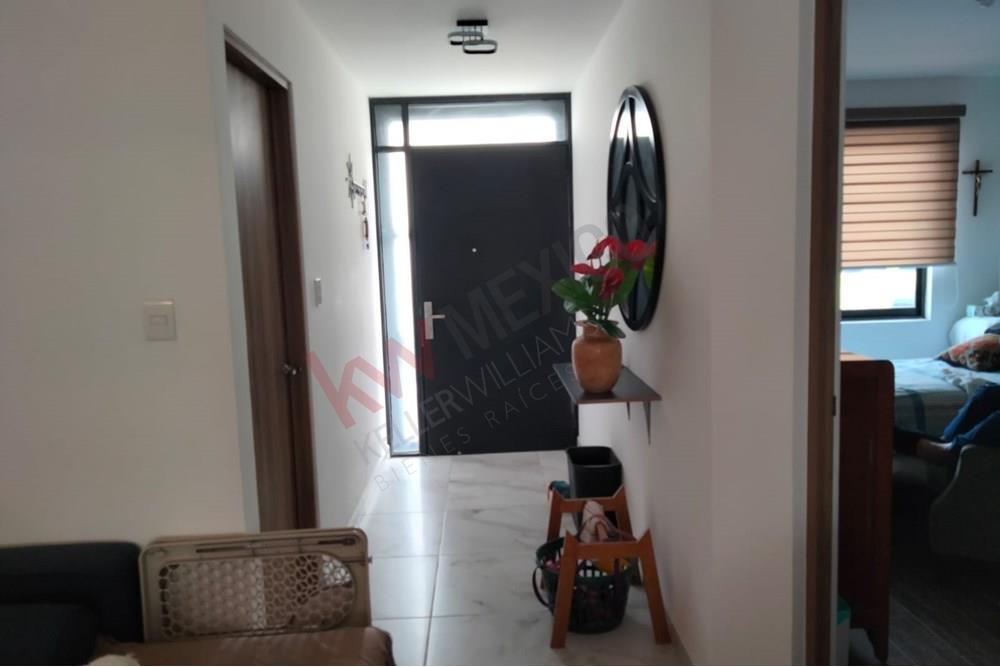 VENTA DE CASA CON RECAMARÁ PLANTA BAJA UBICADA EN ZÁKIA.