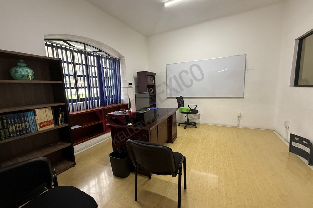 Se renta Local en Col. Santa Clara, Miguel Hidalgo esquina Sor Juana Inés