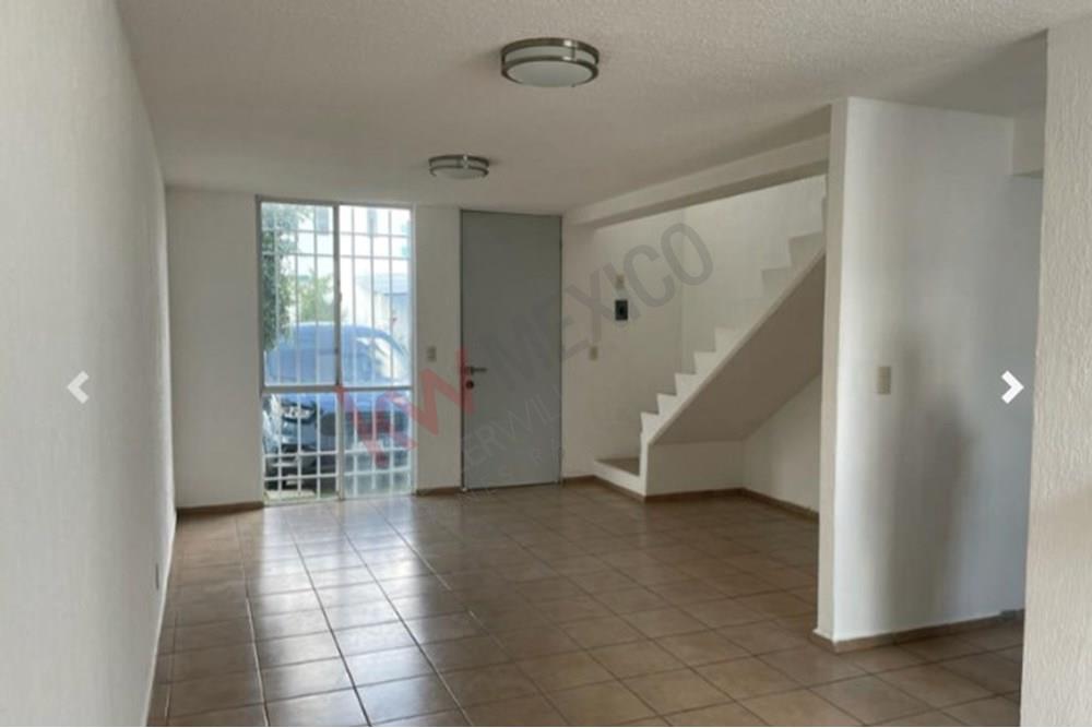 Casa en venta ideal para inversión, ubicada en Colinas del Sol