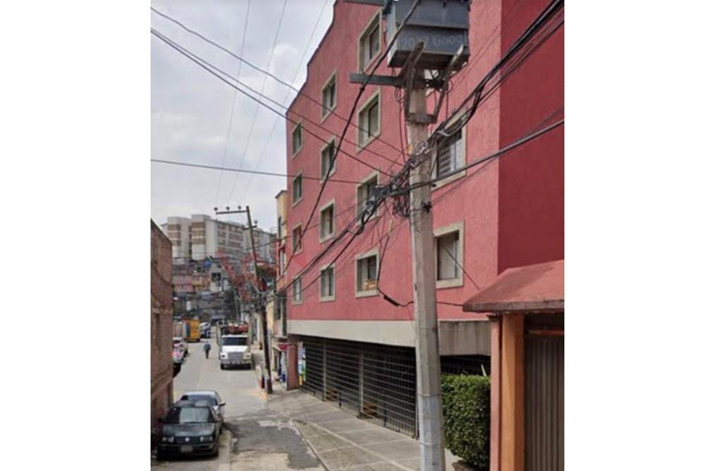 Departamento en renta $8,400.00 en Col. Jesús del Monte  2 recámaras, 1 baño 2 estacionamientos, mantenimiento incluido