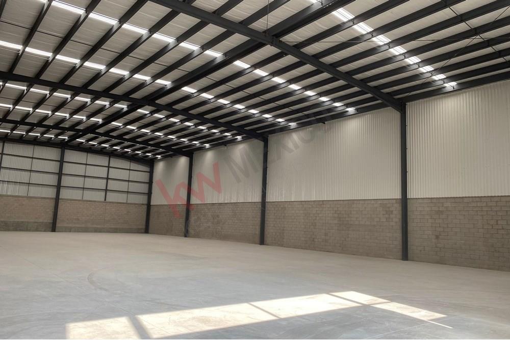 Estrena nave industrial o bodega en el nuevo Parque Industrial Terrapark Centenario.