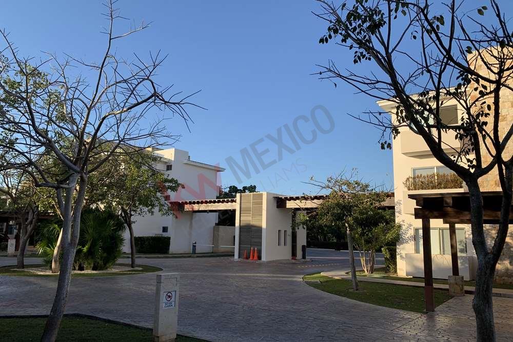 Casa en venta Country Club, Privada Serena, Merida Yucatan