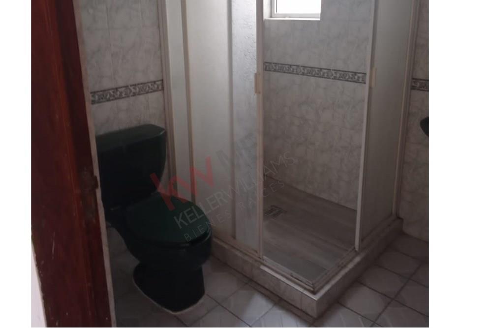 CASA RENTA CON USO DE SUELO MIXTO COL. NIÑOS HEROES