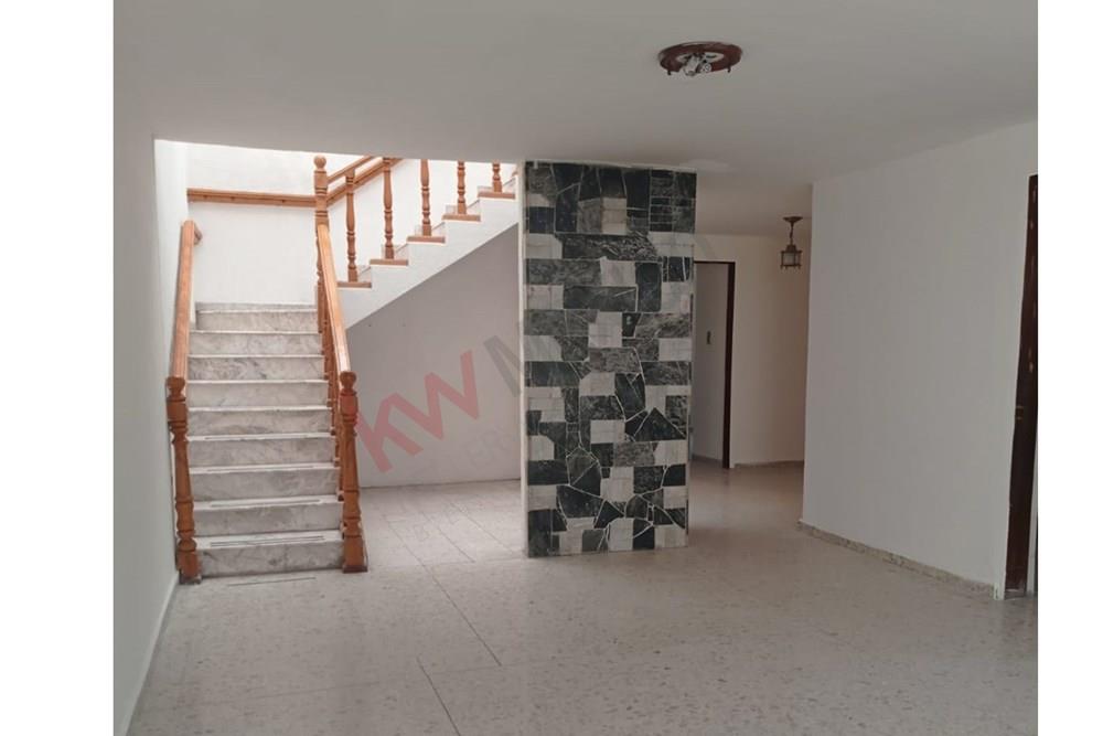 CASA RENTA CON USO DE SUELO MIXTO COL. NIÑOS HEROES