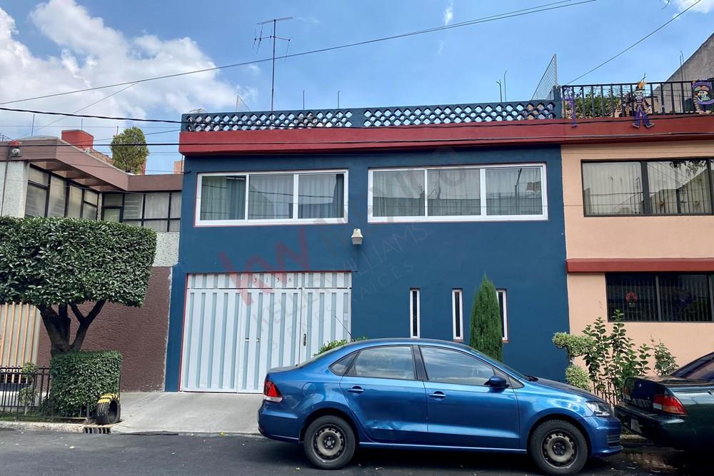 Casa En Venta, Viaducto Piedad, Iztacalco, Buen Estado De Conservación