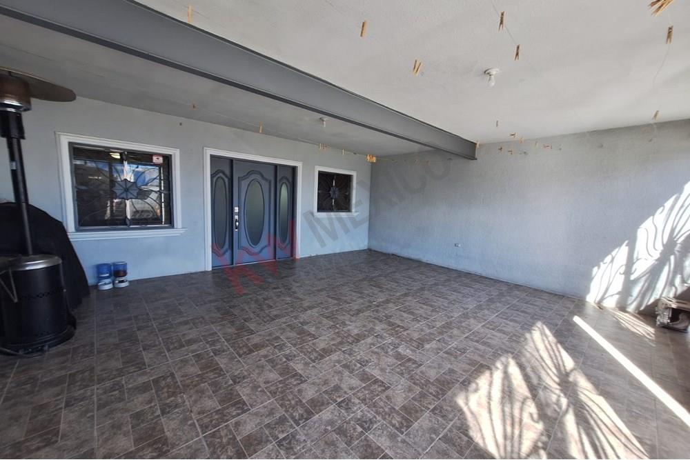 ¡Tu nuevo hogar te espera en Praderas del Sol, Ciudad Juárez! Cerca de la Universidad Tecnológica y a minutos de Plaza Las Torres.