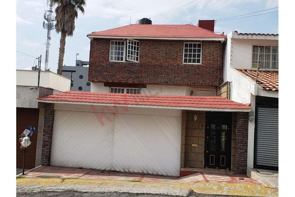 RENTA CASA JARDINES DE SATELITE, NAUCALPAN