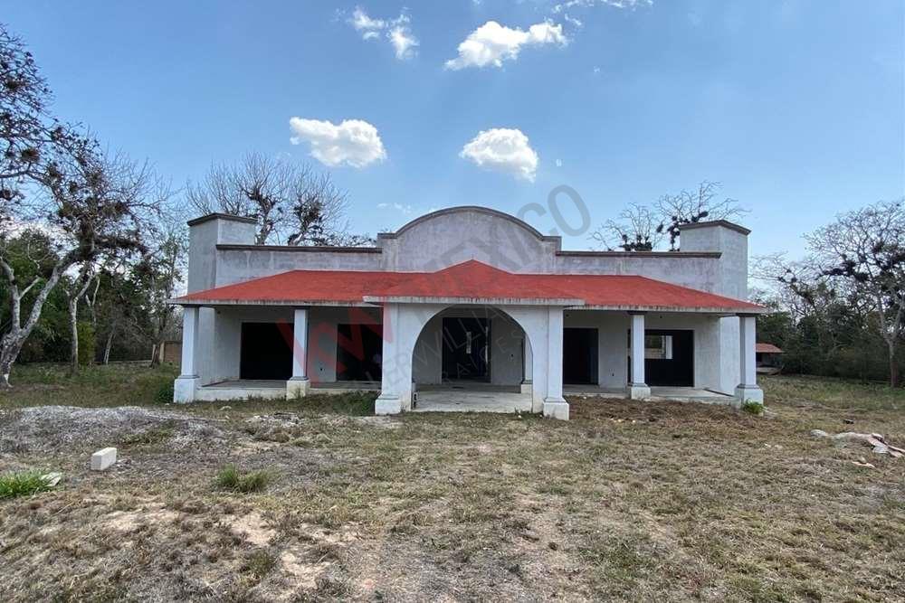 Se vende casa de descanso en obra negra Fraccionamiento Los Olivos, Berriozábal, Chiapas