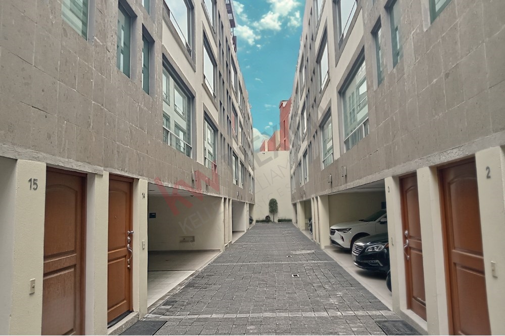 Town House con Roof Privado. Cerca de Parque Delta. 2 estacionamientos