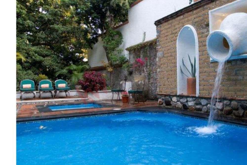Quintas en venta, Casa en venta en Morelos, Casas en venta Coatlán del Río Morelos, Casas estilo Colonial