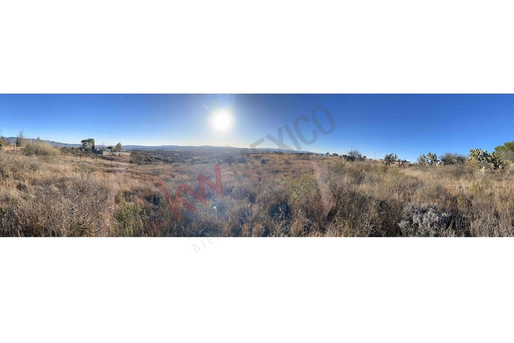 Lot for Sale: 2,800 Sqm Adjacent to Juan Gabriel's Ranch